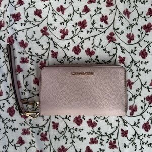 Michael Kors Blush Pink Wristlet